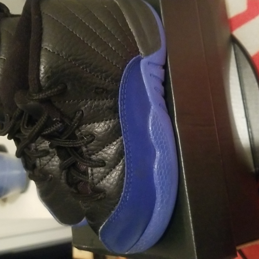 Jordan 12 game royal size 7c with box